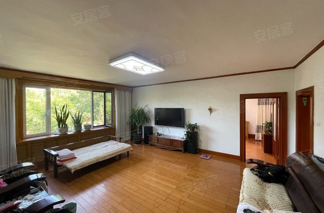 沁香花园3室2厅112㎡41.5万二手房图片