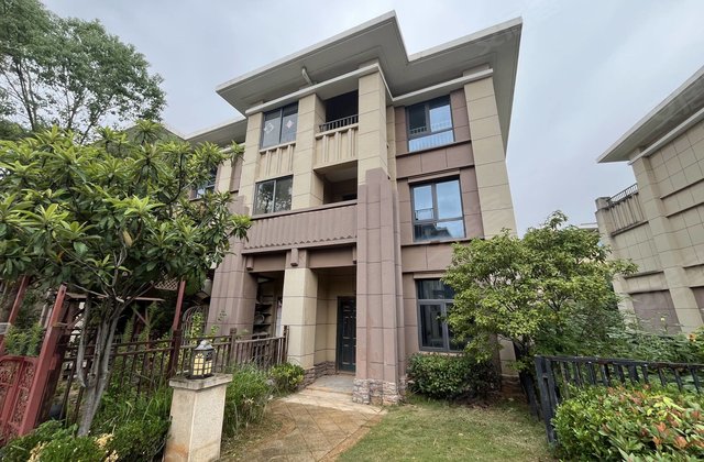 北大资源莲湖锦城2室2厅107㎡42万二手房图片