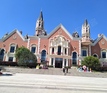 恒大文化旅游城6组团 停车方便 刚需小三居 南北通透