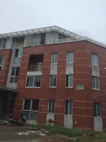 绿地临港家园海事小区 