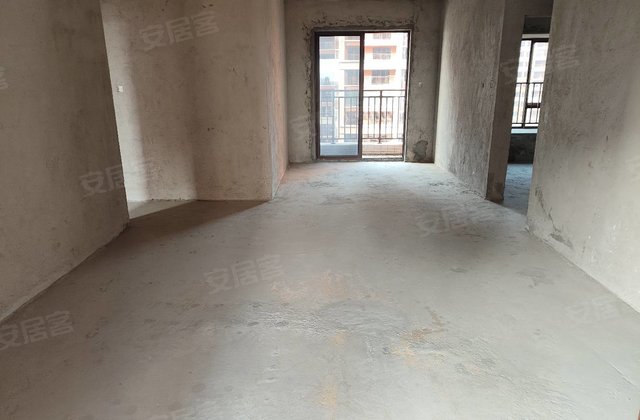筠城翰林春天4室2厅139㎡82万二手房图片