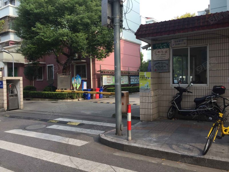 永建路86弄小区 