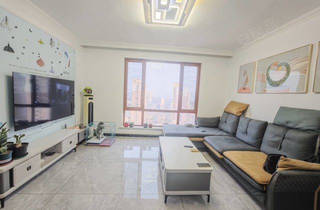 明达财富国际3室2厅145㎡39万二手房图片