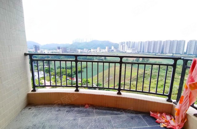 碧桂园十里银滩山林海(南区)3室1厅78.5㎡23.1万二手房图片