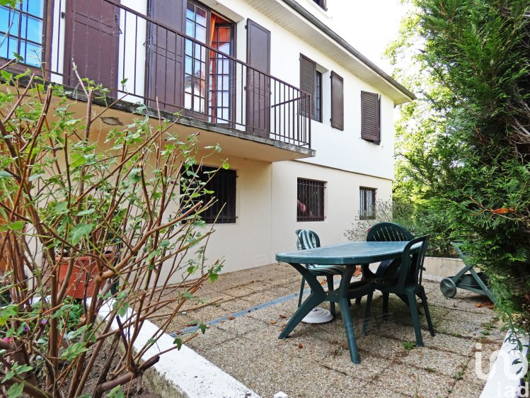 法国约¥92万FranceÉvaux-les-BainsHouse出售二手房公寓图片
