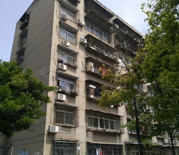 襄樊职业技术学院陈候巷生活区