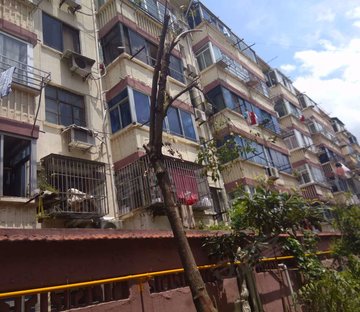 诚售 五河新村2房 中间楼层 位置好 出行方便 价好谈随时看