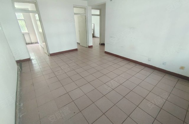建安里3室2厅99㎡62.8万二手房图片
