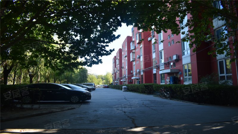 金华园(别墅),大白楼南路