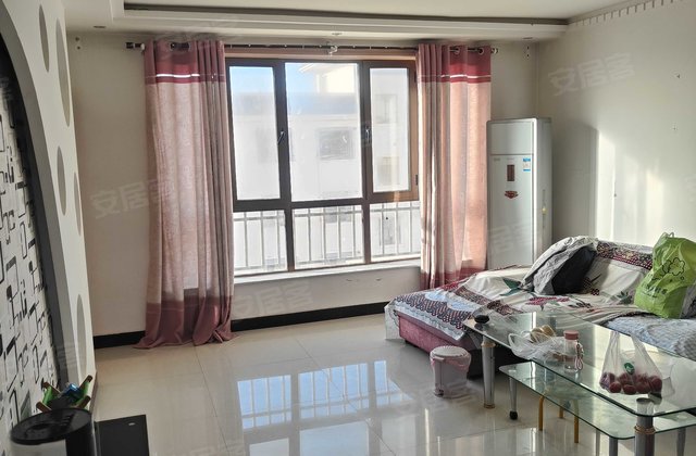 龙泉佳苑3室2厅115㎡26万二手房图片