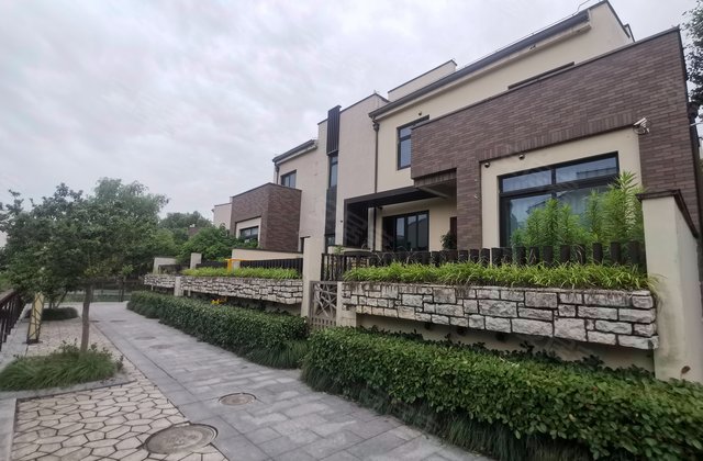 海上湾华庭(紫园)3室3厅318㎡880万二手房图片