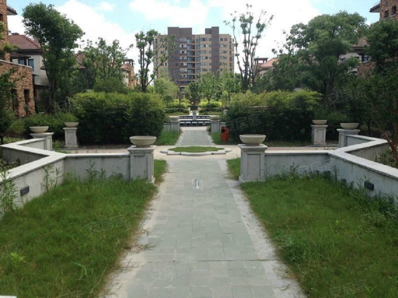 浦江坤庭翠御(别墅) 