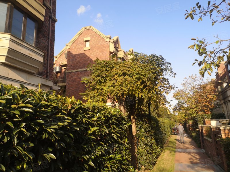 万科琥珀郡园(别墅)