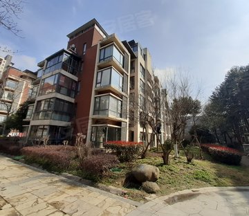 中央城a区  洋房  好楼层  精装  萃文师大 随时看房