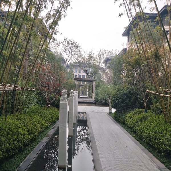 建业海马九如府(别墅)