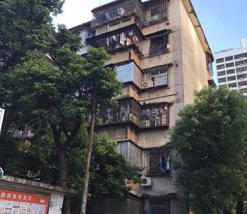 南园新村步梯92平 ,税费低,1楼,待 迁,诚心放卖