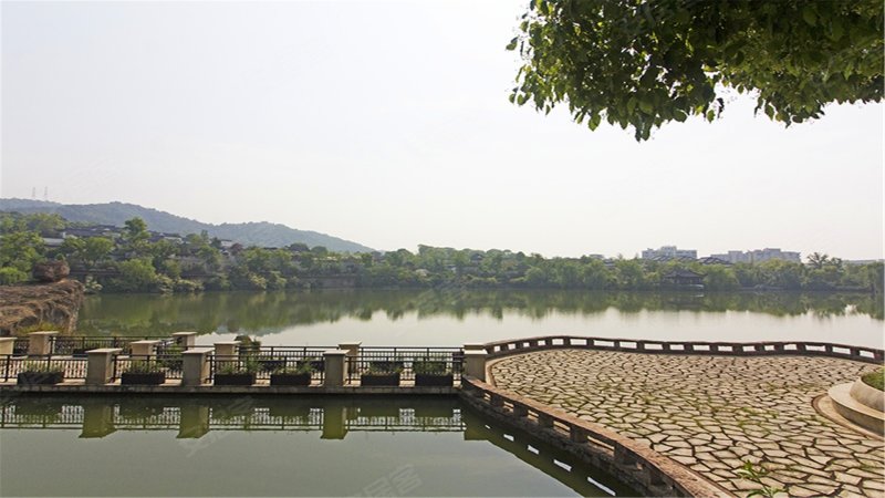 梦湖山庄(别墅)