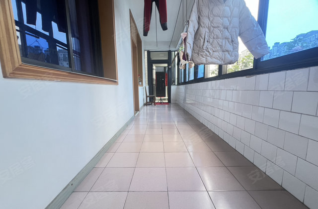 汇豪名苑4室2厅182㎡42.8万二手房图片