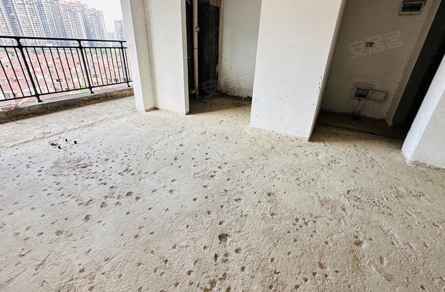 沣盛帝景4室2厅174.6㎡145万二手房图片