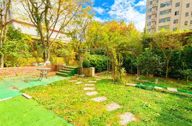 海尔海逸公馆5室3厅130.49㎡550万二手房图片