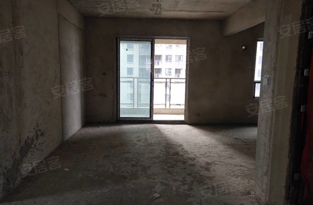 天都望景湾4室2厅148㎡98万二手房图片