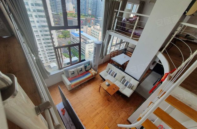 总统公寓2室2厅63㎡145万二手房图片