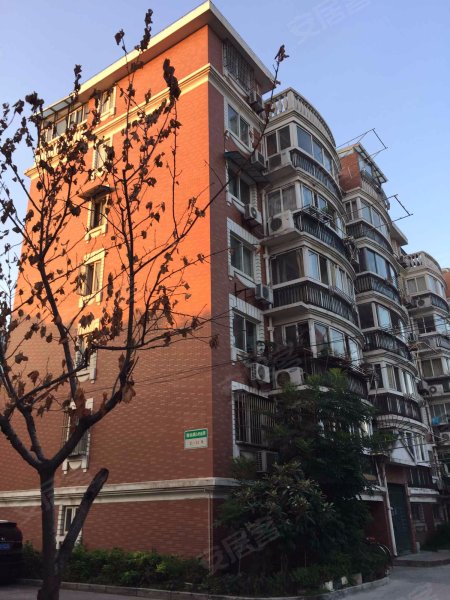 新逸仙公寓(西区)