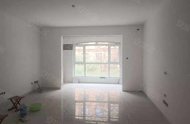 临沂房产网>临沂小区>沂水小区>莲旺街小区>赛石水岸花墅>