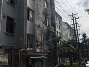 地鉄口东环新村两室一厅,低楼层,看房随时