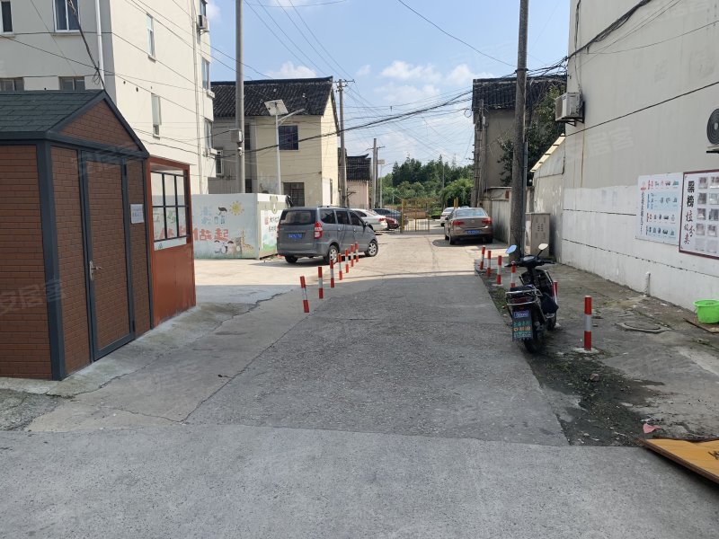 南新路471弄小区 