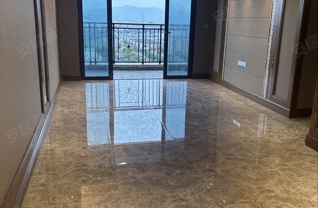 恒大未来城(三四期)3室2厅117㎡99.5万二手房图片