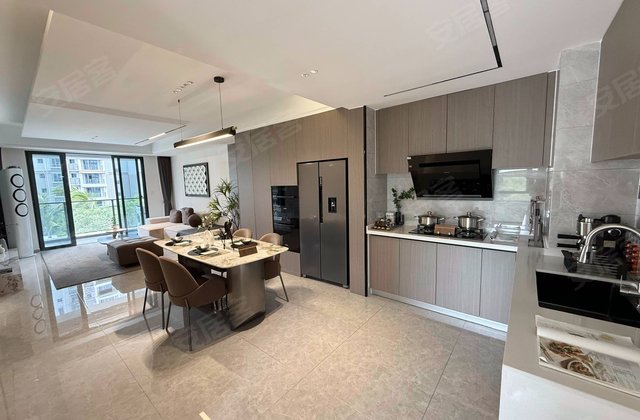 清盘 ！国企开发，三亚市区高层住宅，精装现房，70年产权