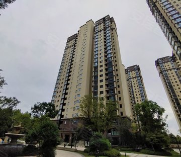 恒大悦澜湾 商品房 精装可拎包入住 小三房 次新房