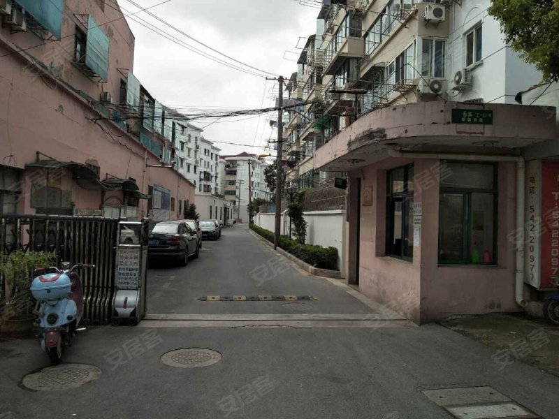 环镇西路6弄小区 