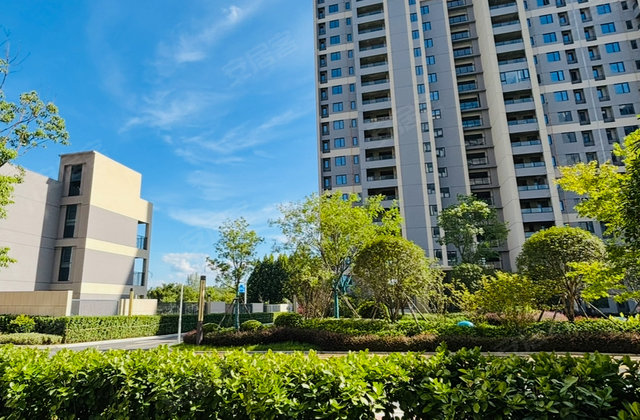 门户壹号山河院子3室2厅106.86㎡32.1万二手房图片