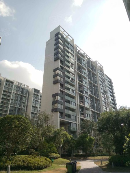 经纬弘汇地标家园