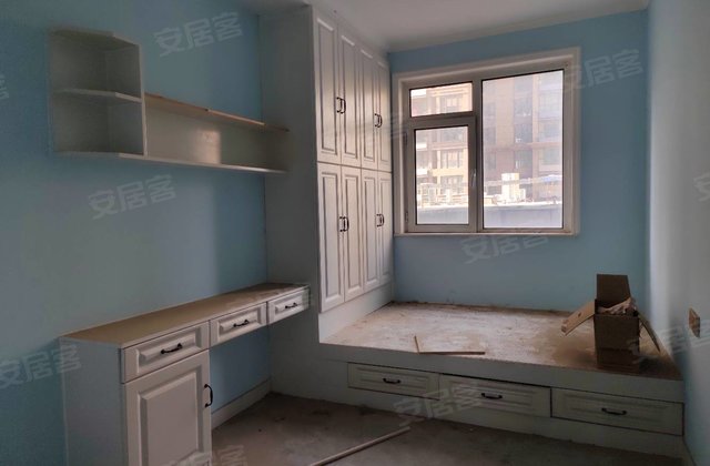 东方名苑3室2厅147㎡108万二手房图片