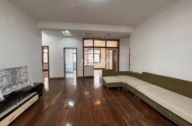 县纪委宿舍小区3室2厅122㎡48万二手房图片