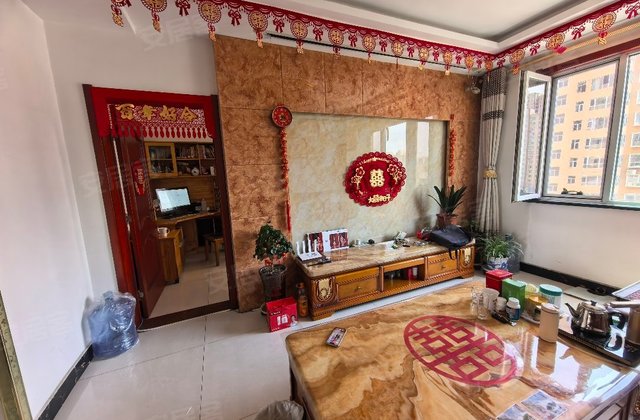 颐泰苑3室2厅138㎡85万二手房图片