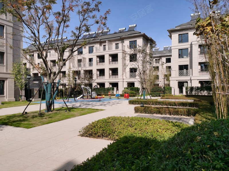 融创领地凤鸣桃源风雅颂(别墅)