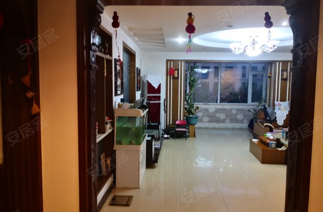 华侨村名人公寓b区