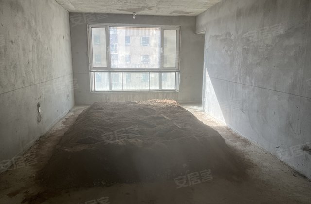 翰林学府嘉园3室2厅130㎡55万二手房图片