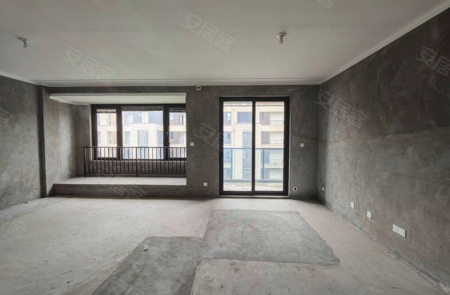 时代东宸上品4室2厅143㎡208万二手房图片