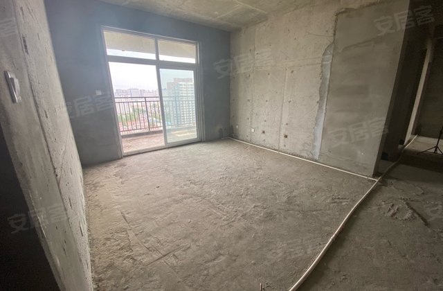 中青国际社区3室2厅116.7㎡48万二手房图片