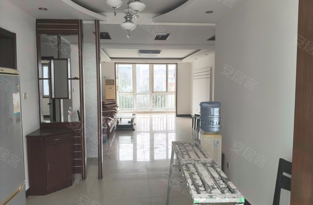 东方国际公寓3室2厅132.51㎡220万二手房图片