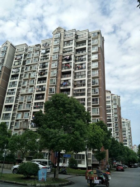 虹梅景苑二街坊