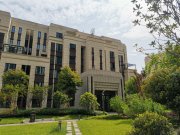 临空香廷洋房 带露台 40平大横厅的格局 需要可做五房