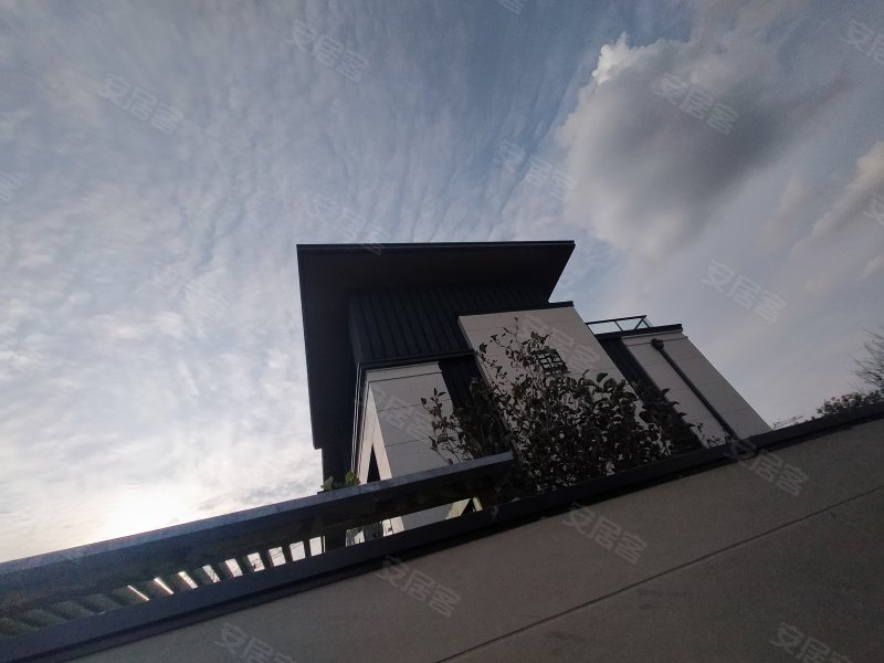 汇置山湖(别墅)