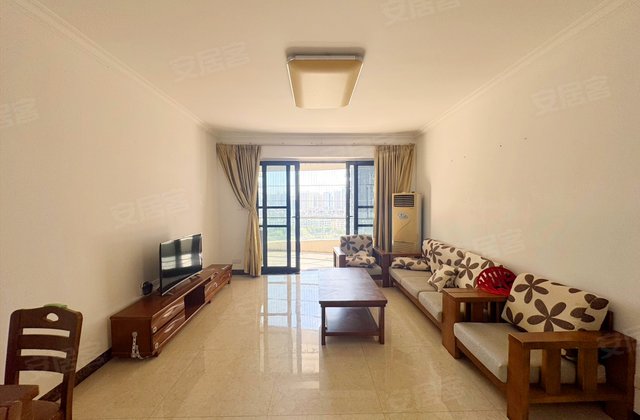 东湖花园9号小区3室2厅133.39㎡150万二手房图片