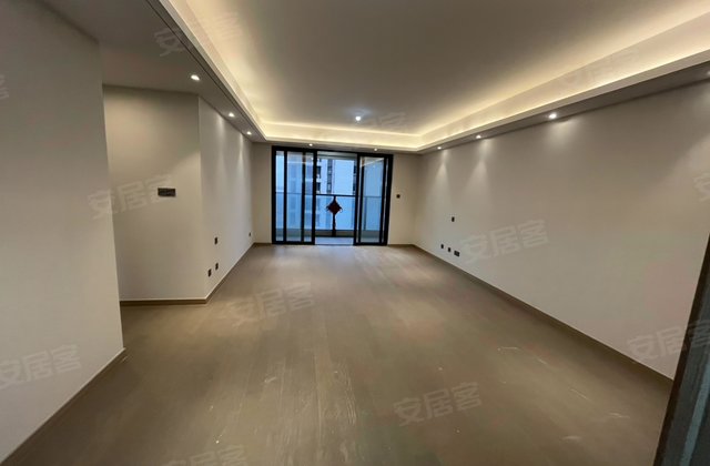 叶语花园3室2厅125㎡139万二手房图片